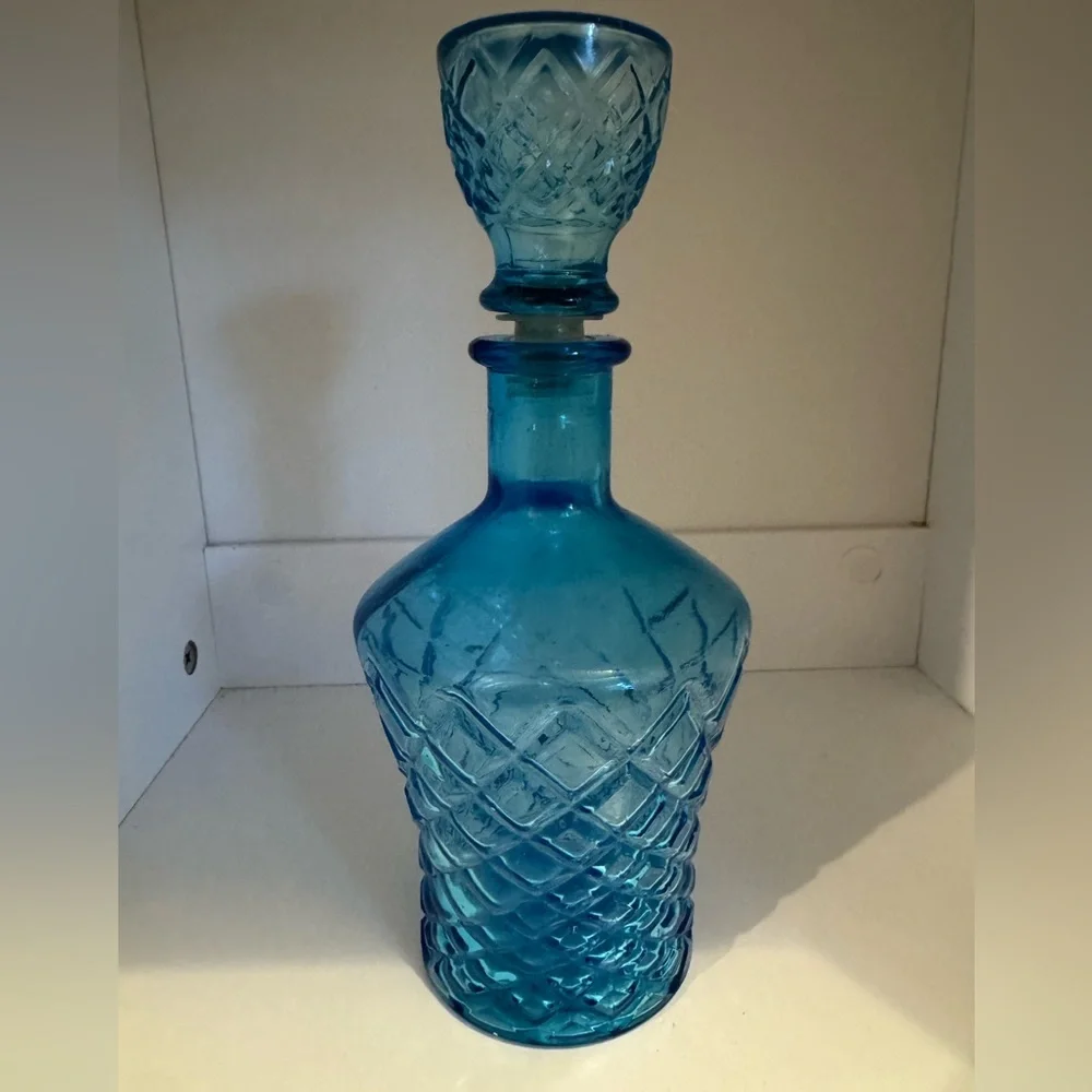 Vintage Light Blue Glass Genie Bottle Decanter w/ Glass Stopper Made in Taiwan